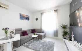 Apartment Lant